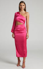 Runaway The Label - Christabel Dress in Fuchsia