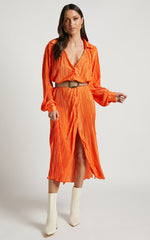 Donelli Midi Dress - Plisse Oversized Collared Shirt Dress in Orange